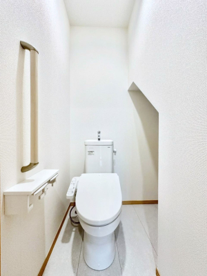 �g�C�� �E�H�V�����b�g�t���g�C����1�K��2�K���ꂼ��ɔz�u����Ă��ĂƂĂ��֗��ł��B 