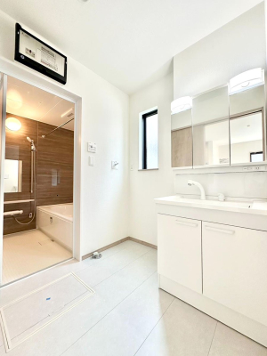 ���ʑ�E���ʏ� ���邢���ʏ��͖����̐g�x�x���y�����ł����Ⴂ�����ł��B