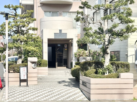 �G���g�����X �������������͋C�̃G���g�����X