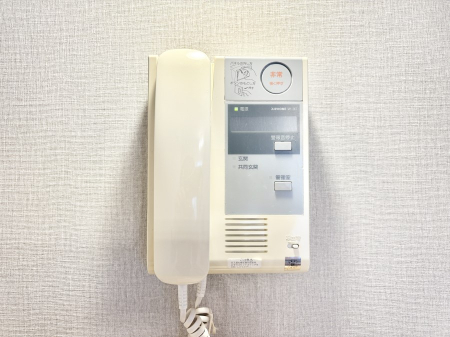 ���̑����� �C���^�[�z���ŃZ�L�����e�B�ʂɂ��z���I