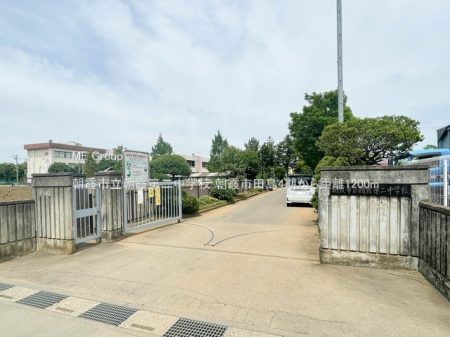 ���ӊ� ���w�Z 1200m �����s��������񒆊w�Z