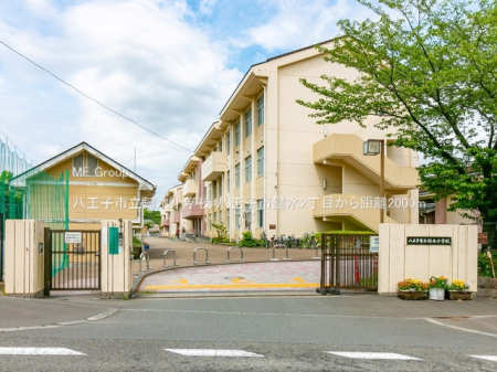 ���ӊ� ���w�Z 2000m �����q�s���������w�Z