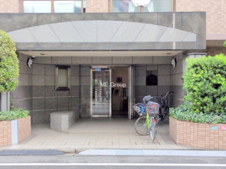 �G���g�����X -