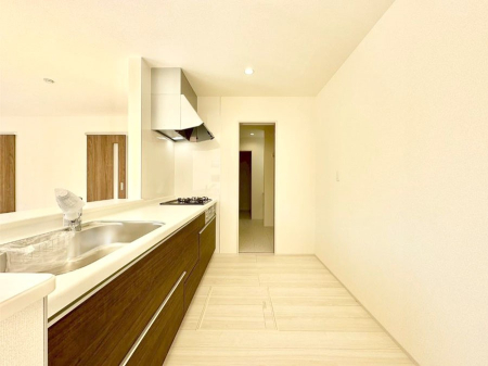 �L�b�`�� ��Ƃ肠��L�b�`���ł͂��Ƒ��Ɗy�������������ł��܂��B