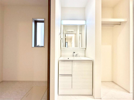 ���ʑ�E���ʏ� �傫�����₷���O�ʋ��Ő�����������ʑ�́A�g�����Ȃ݃`�F�b�N�┧�̂������ɂ������߂ł��B 