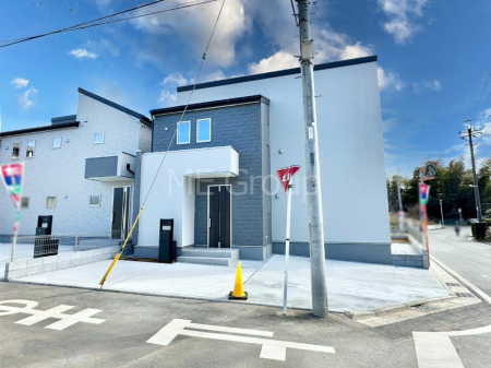 ���n�O�ώʐ^ �������ꂽ�O�ρA�㎿�ȏZ��Ԃ��L���鎺���͉i�����S���ĉ߂�����Z���ł��B 