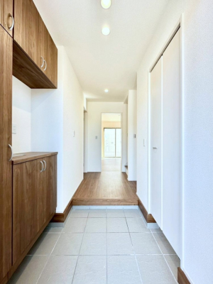 ���� ����I�𗘗p���āA���z�������������q�l�������ĂȂ��ł��܂��B