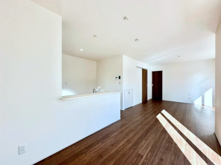 ���r���O �Ƒ��c���̎��Ԃ����������Ȃ��났�̃��r���O�_�C�j���O�B   