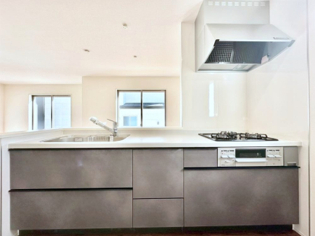 �L�b�`�� �������������I�ɁA�y�����I�V�X�e���L�b�`��  