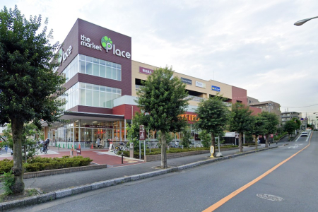 ���ӊ� �V���b�s���O�Z���^�[ 1500m the market Place �a��