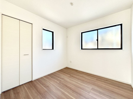 �q������ �Q�ʍ̌��Ŗ��邳�����ʂ��ǍD�I