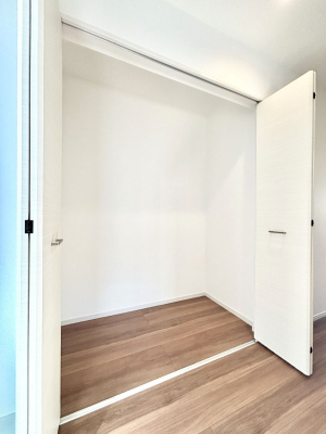 ���̑����� �L�����[�B�|�������G�߂̏��������[���邱�Ƃ��ł��܂��B