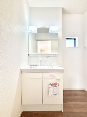 ���ʑ�E���ʏ� �傫�����₷���O�ʋ��Ő�����������ʑ�́A�g�����Ȃ݃`�F�b�N�┧�̂������ɂ������߂ł��B 