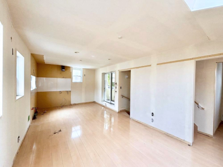 ���r���O �������������͋C�̂k�c�j�͉Ƒ��݂�Ȃ̉��K���  