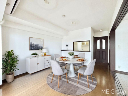 ���r���O �������������͋C�̂k�c�j�͉Ƒ��݂�Ȃ̉��K��ԁ@���Ƌ��CG�ł�