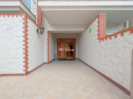 �G���g�����X -