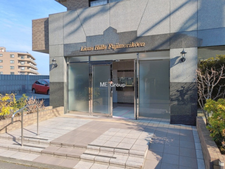 �G���g�����X -