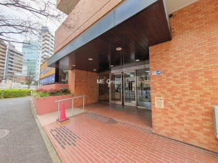 �G���g�����X -