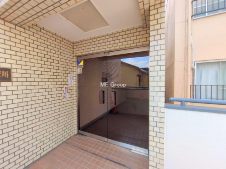 �G���g�����X -