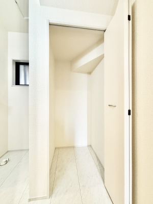 ���ʑ�E���ʏ� ���ʏ��ɂ͊��������[�X�y�[�X������܂��B 