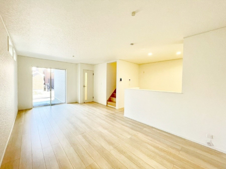 ���ӊ� �X�[�p�[ 600m �X�[�p�[�x���N�X �����Ԕ������X