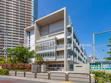 ���ӊ� ���w�Z 790m �]���旧�L�F�k���w�Z