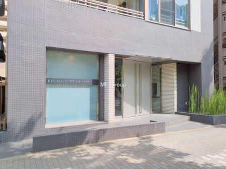 �G���g�����X -