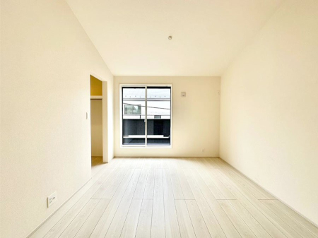 ���̑����� ���邢�o���R�j�[�T�C�h�ɗm����ݒu�B�ڊo�߂̗ǂ��Q���ɁB 