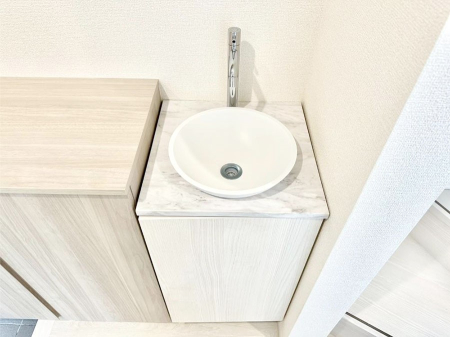 ���̑����� ���ւɃZ�J���h���ʑ��ݒu�B�A��シ���Ɏ�􂢁E���������ł��܂��ˁB  