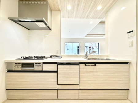 �L�b�`�� �������������I�ɁA�y�����I�V�X�e���L�b�`��  