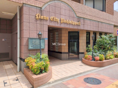 �G���g�����X -