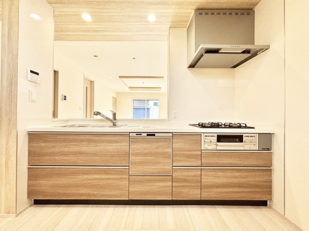 �L�b�`�� �������������I�ɁA�y�����I�V�X�e���L�b�`��  