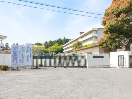 ���ӊ� ���w�Z 1160m �~�s�����㒆�w�Z