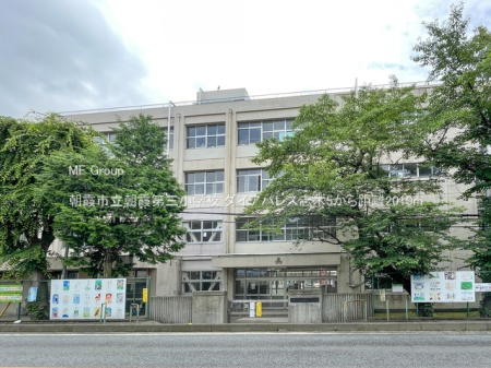 ���ӊ� ���w�Z 2010m �����s��������O���w�Z