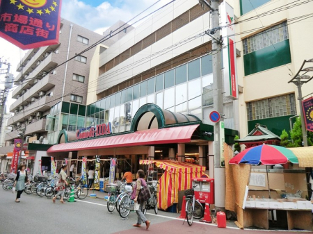 ���ӊ� �X�[�p�[ 500m �R���f�B�C�C�_����X