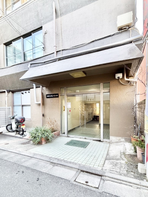 �G���g�����X �������������͋C�̃G���g�����X