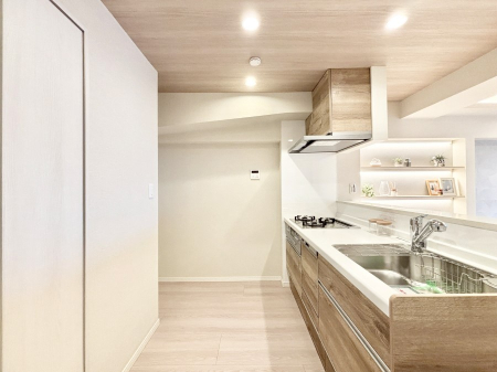 �L�b�`�� �L�X�Ƃ����g������̗ǂ��L�b�`���œ��X�̂��������y�����Ȃ肻��