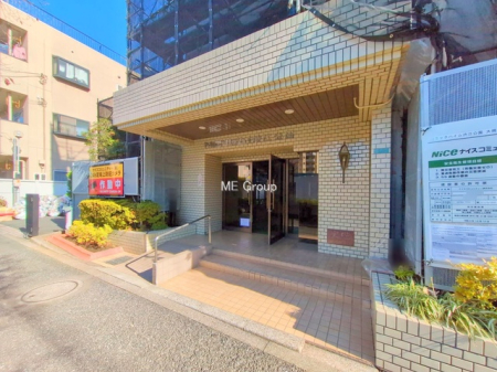 �G���g�����X -