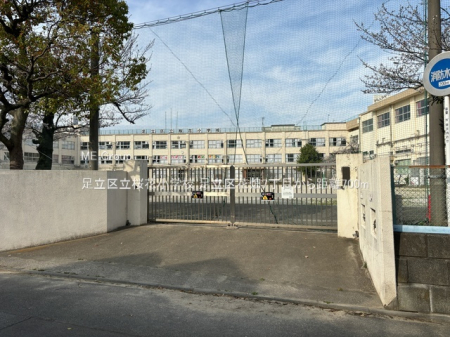 ���ӊ� ���w�Z 700m �����旧���ԏ��w�Z