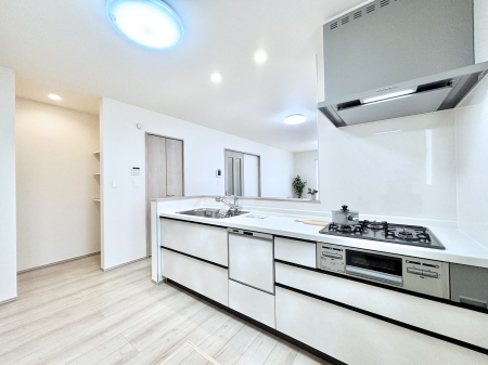 �L�b�`�� ��Ƃ肠��L�b�`���X�y�[�X�ł�������H��̌�Еt�����X���[�Y�ɁI