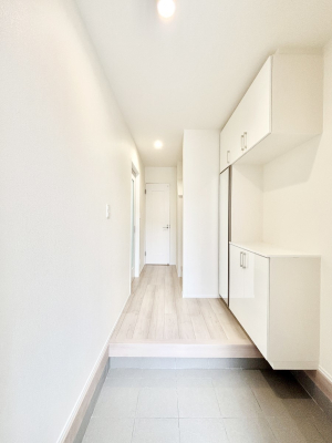 ���� ����I�𗘗p���āA���z�������������q�l�������ĂȂ��ł��܂��B 