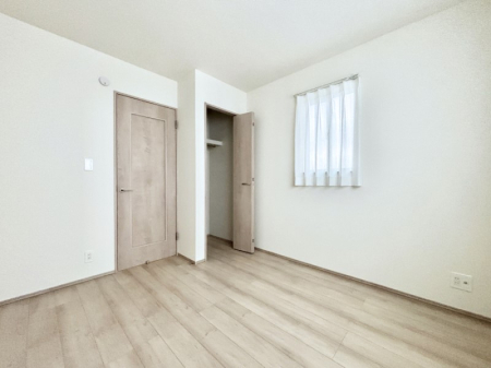 �q������ �q�������ɂ��������߂Ȏ��[�X�y�[�X�����Ղ�̋���