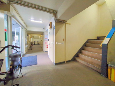 �G���g�����X -