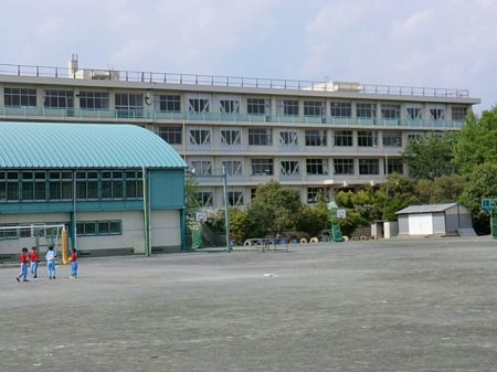 ���ӊ� ���w�Z 1140m ����s���R�����w�Z