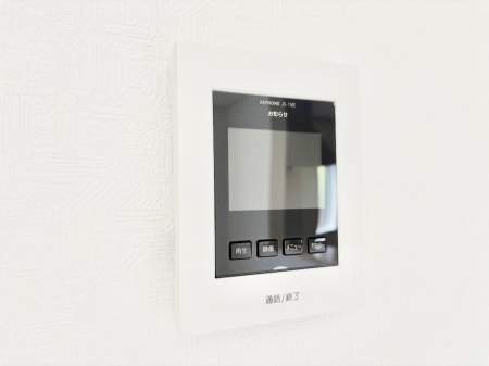 ���̑����� TV���j�^�[�t�C���^�[�t�H�����t���Ă��ăZ�L�����e�B�[��