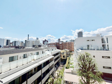 ���̑� �o���R�j�[����̒��]�ł�  