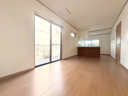 ���r���O �傫�ȑ����炽���Ղ�̗z���ƕ����������郊�r���O