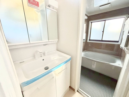 ���ʑ�E���ʏ� ���邢���ʏ��͖����̐g�x�x���y�����ł����Ⴂ�����ł��B