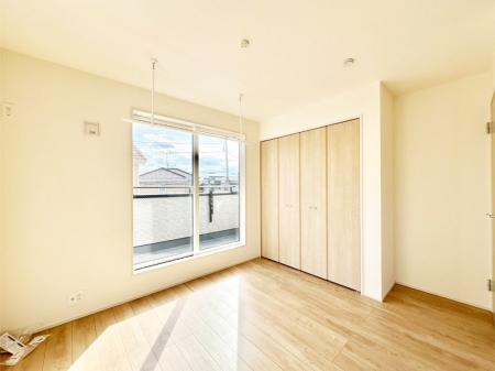 ���̑����� �o���R�j�[���J�������v���X���Ă����m��