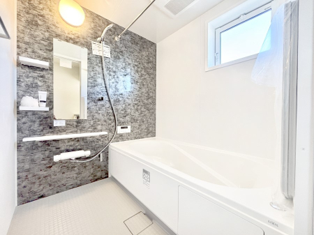 ���� ����̔�������Ă���閾�邢�������̂���o�X���[��